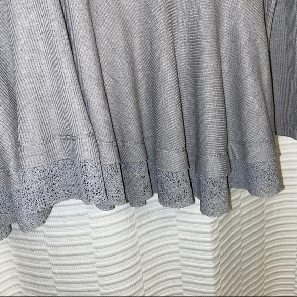 Altar’d state peplum bottom lace trim long sleeve - Picture 5 of 8